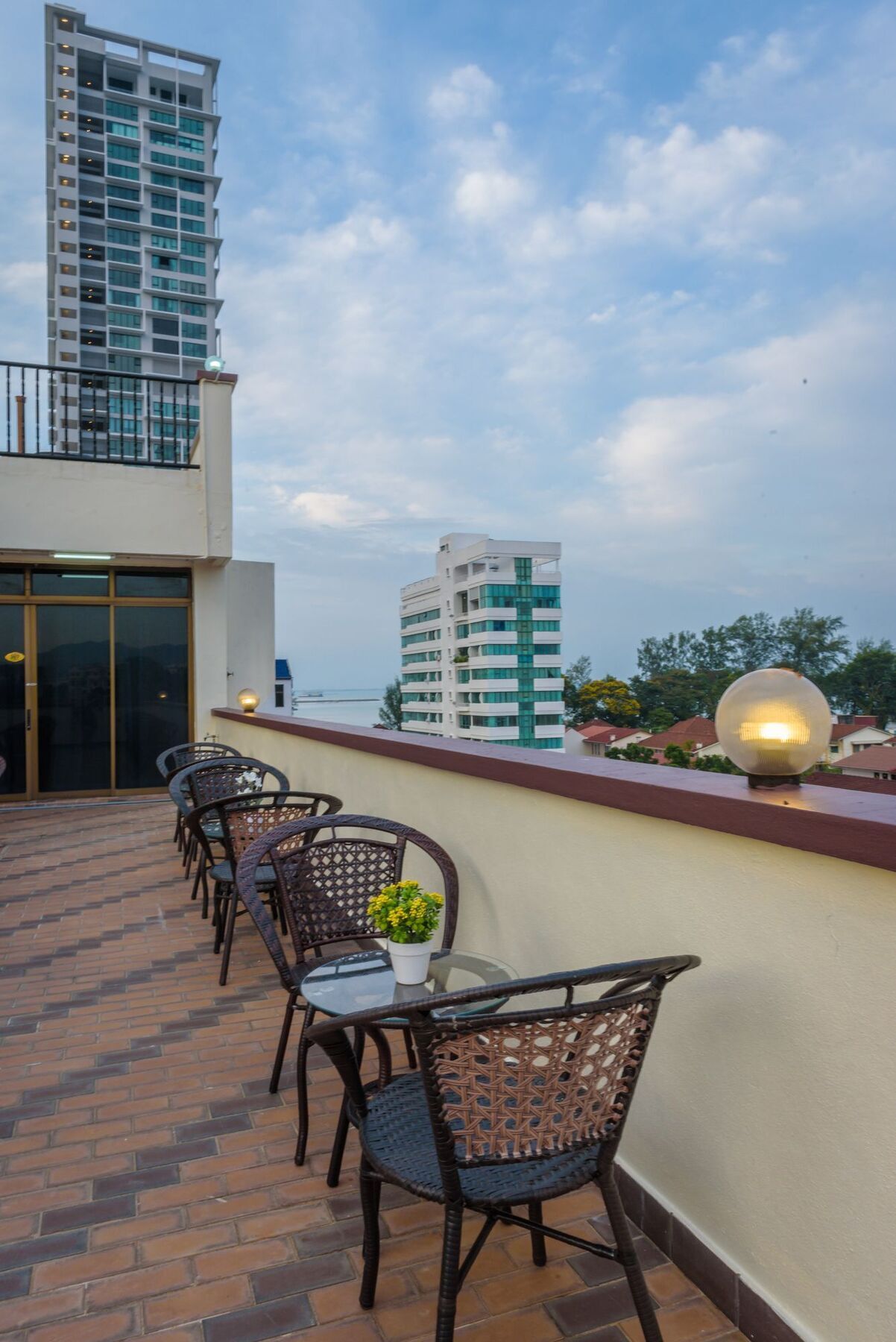 Hotel Spot On 89645 Ong'S Court George Town Exterior foto