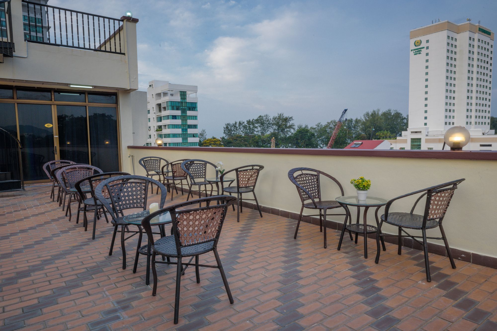 Hotel Spot On 89645 Ong'S Court George Town Exterior foto