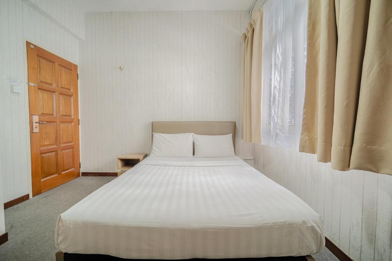 Hotel Spot On 89645 Ong'S Court George Town Exterior foto